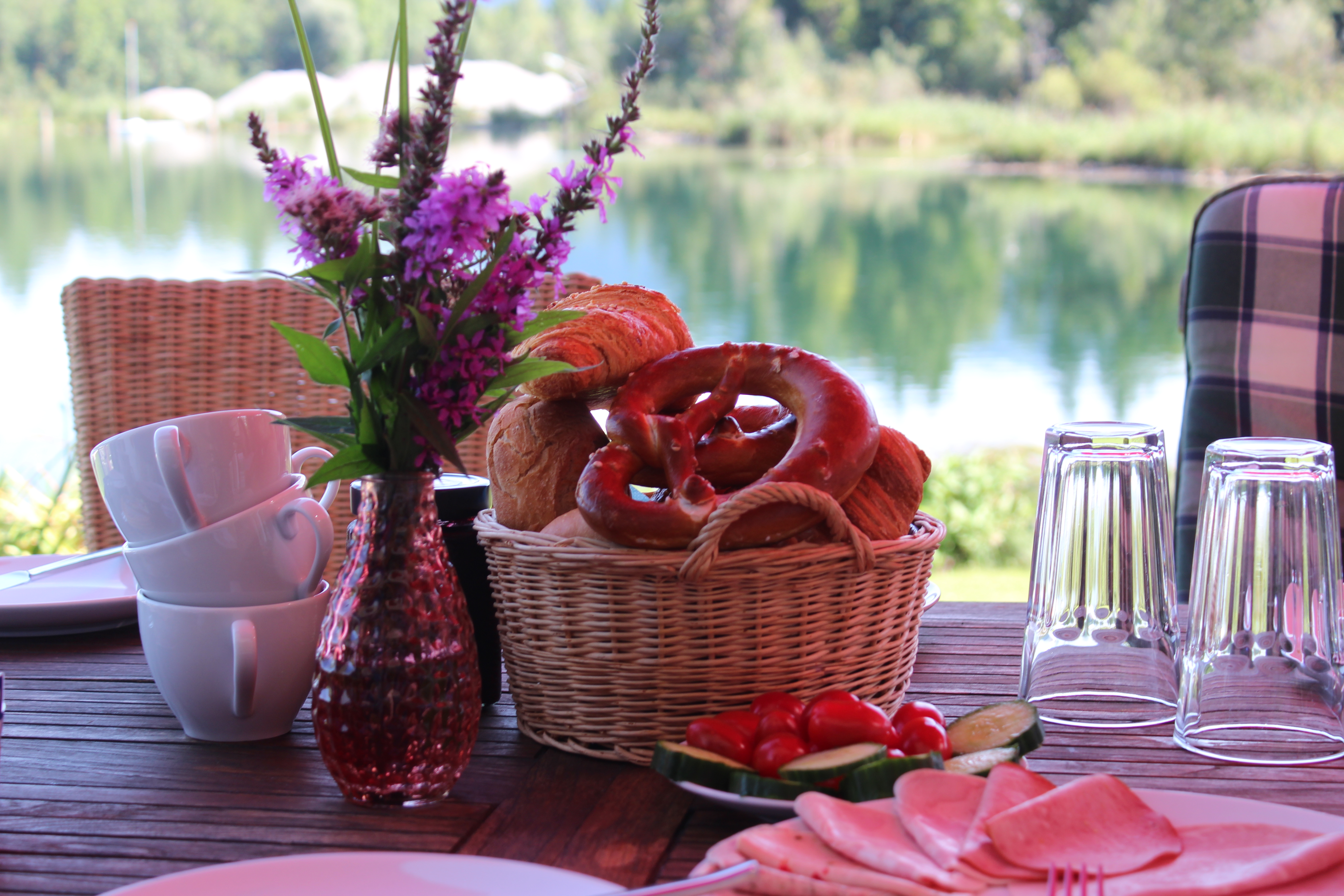 Frühstück auf der Terrasse