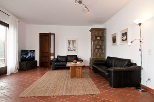 Nochmals ein Blick aufs Haus vom See